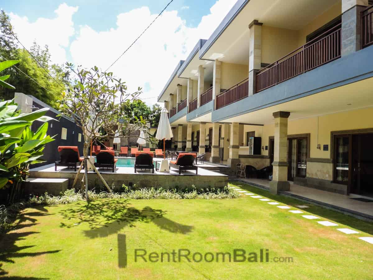 Kubu Petitenget Studios – Seminyak