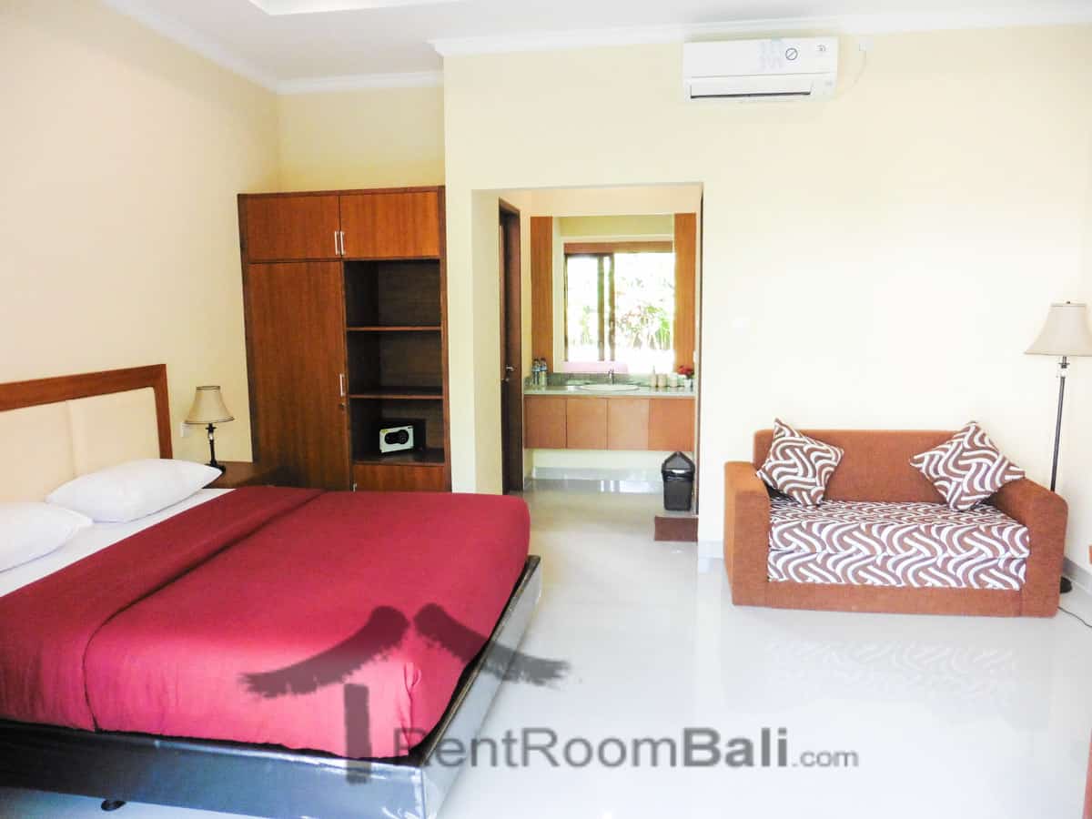 Kubu Petitenget Studios – Seminyak