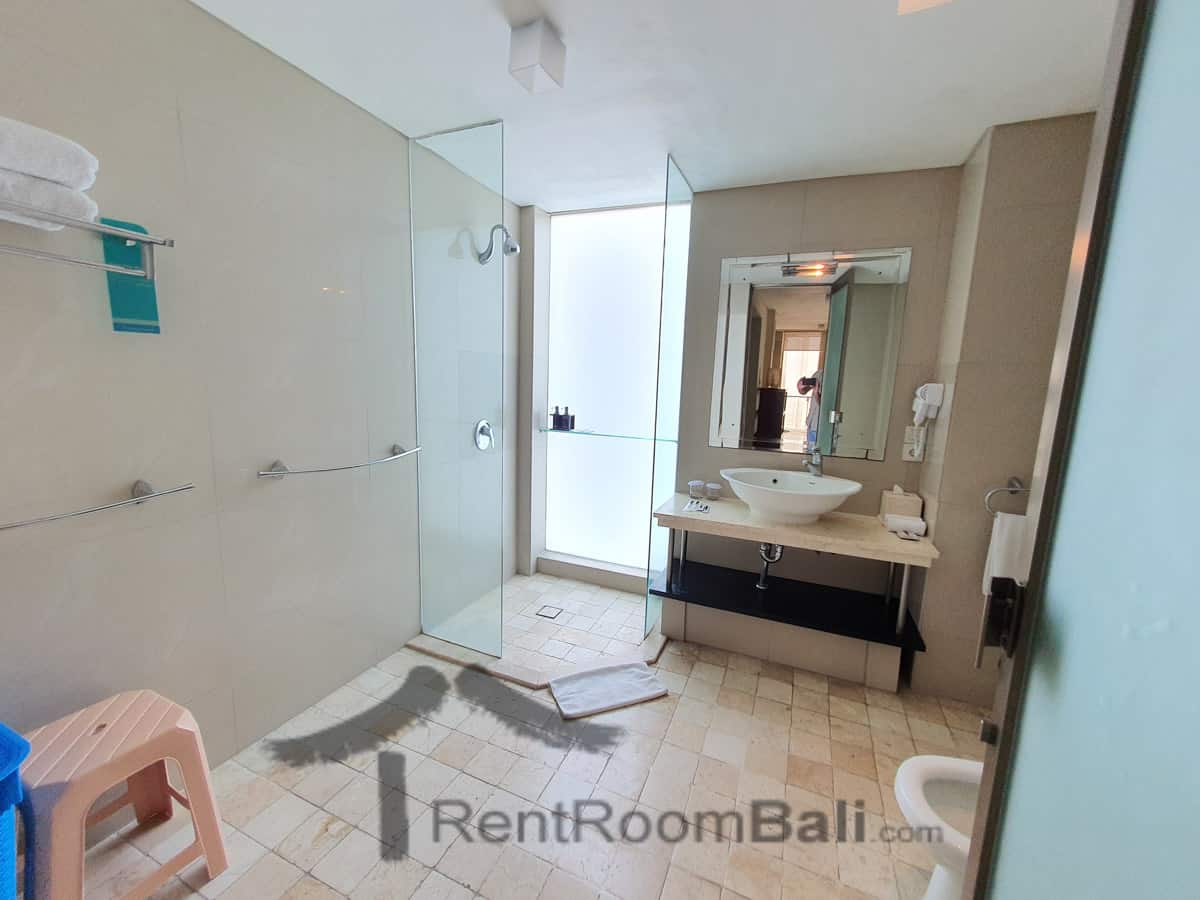 Furama Xclusive Ocean Beach Studios and Apartments – Seminyak