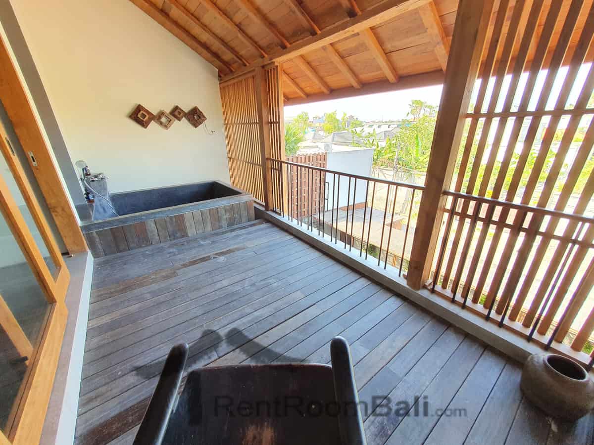 Ruang Tekuni 2 Studios in Seminyak Bali