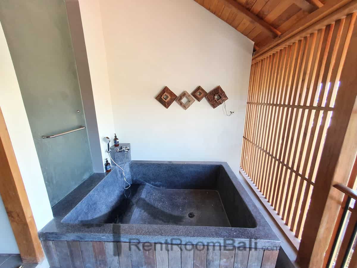 Ruang Tekuni 2 Studios in Seminyak Bali