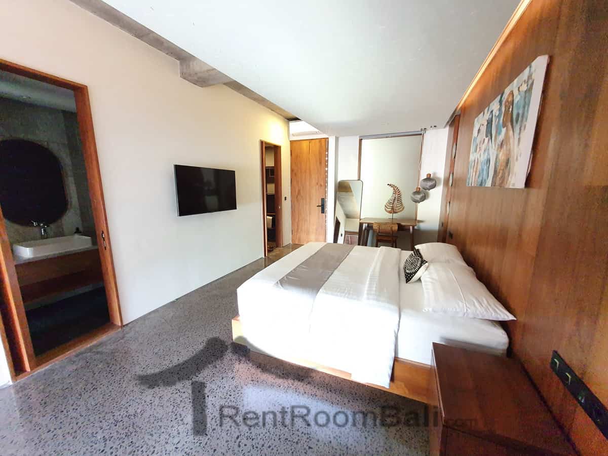 Ruang Tekuni 2 Studios in Seminyak Bali