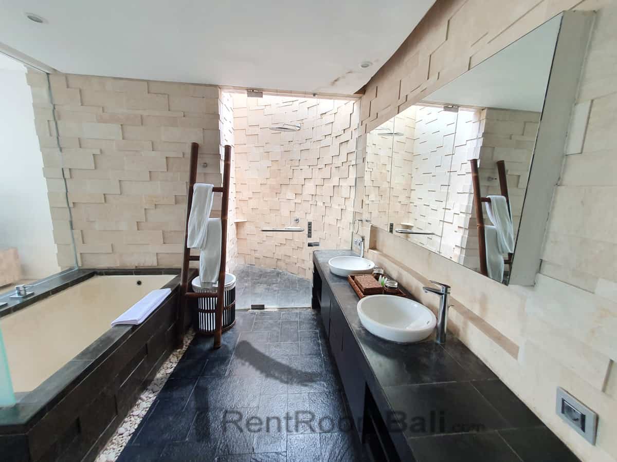 Taman Mesari Villa in Seminyak Bali