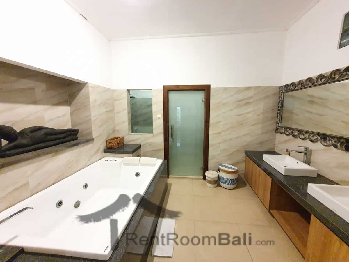 Amanlane Villas in Seminyak Bali