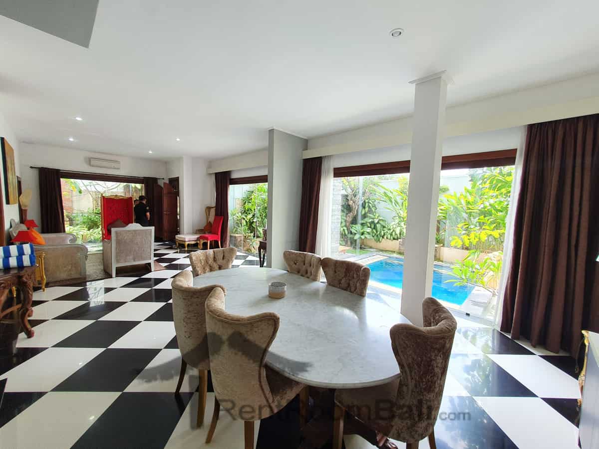 Amanlane Villas in Seminyak Bali