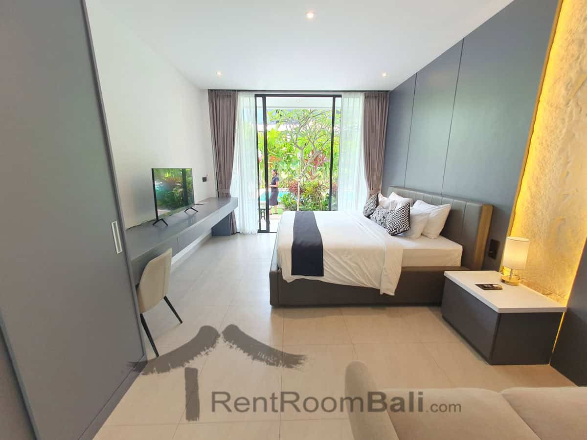 The R Studios – Pererenan